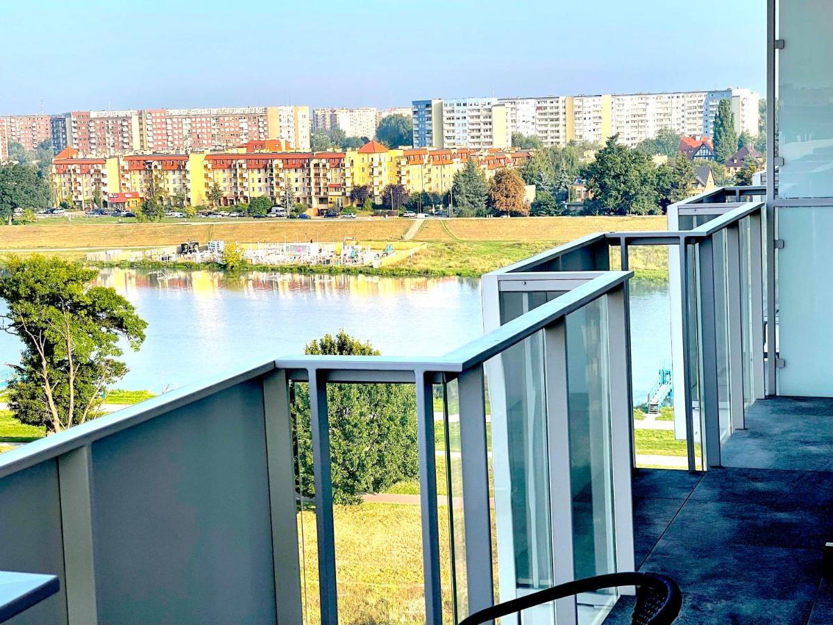 Apartament Z Tarasem I Widokiem Na Odre Wrocław Exterior foto