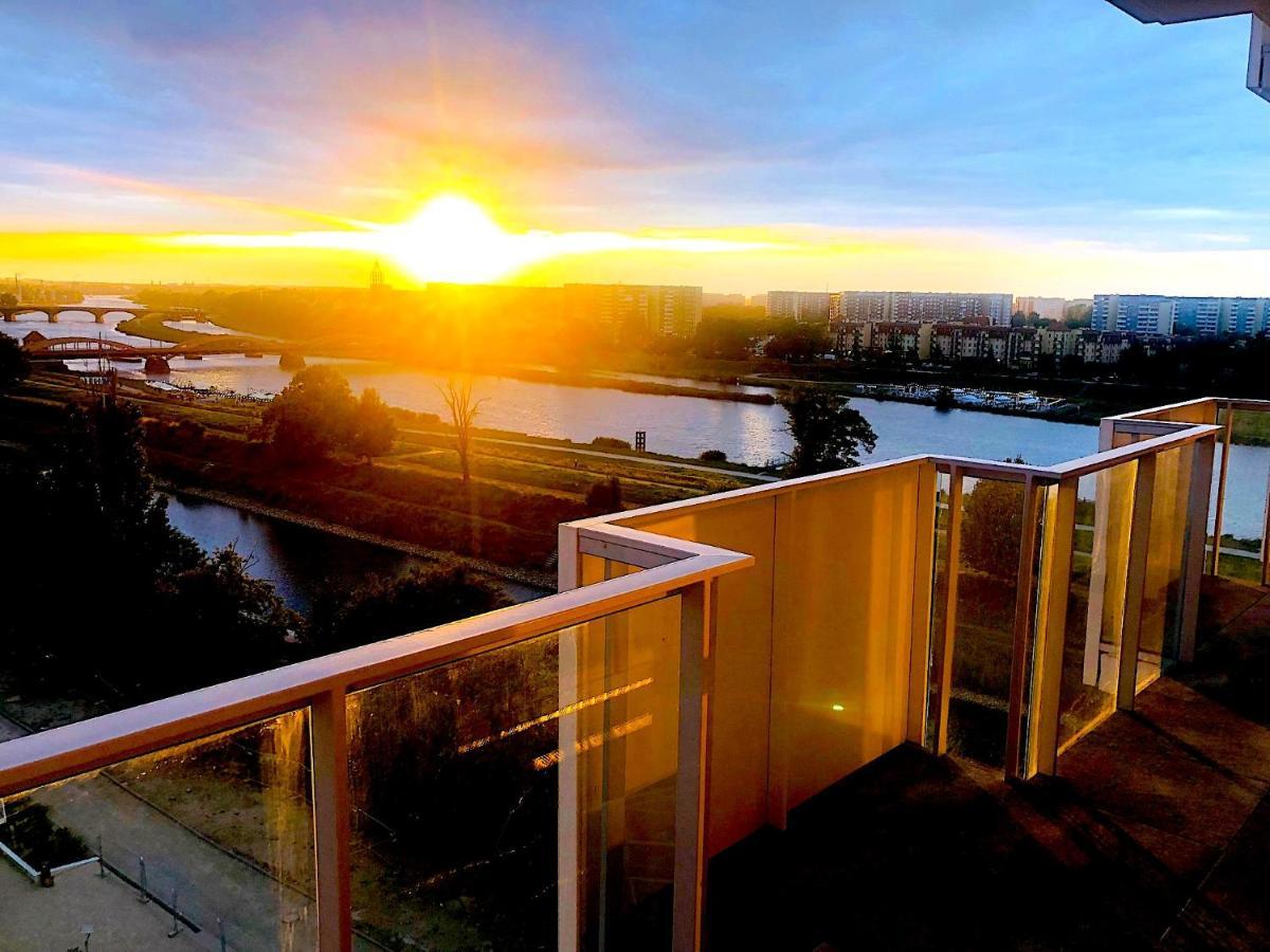 Apartament Z Tarasem I Widokiem Na Odre Wrocław Exterior foto