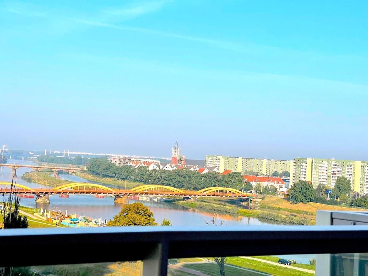 Apartament Z Tarasem I Widokiem Na Odre Wrocław Exterior foto