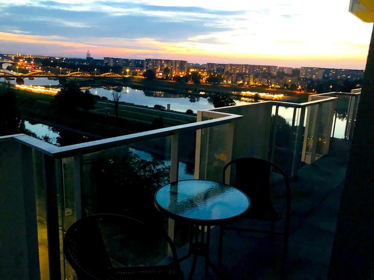Apartament Z Tarasem I Widokiem Na Odre Wrocław Exterior foto